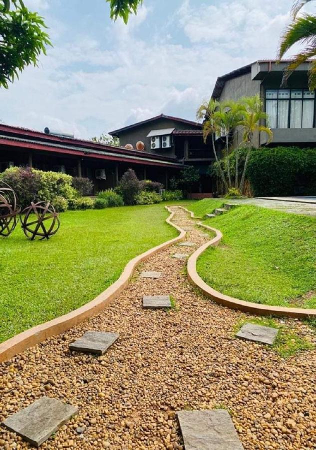 Dampe Resort พิลิยันเดเล ภายนอก รูปภาพ
